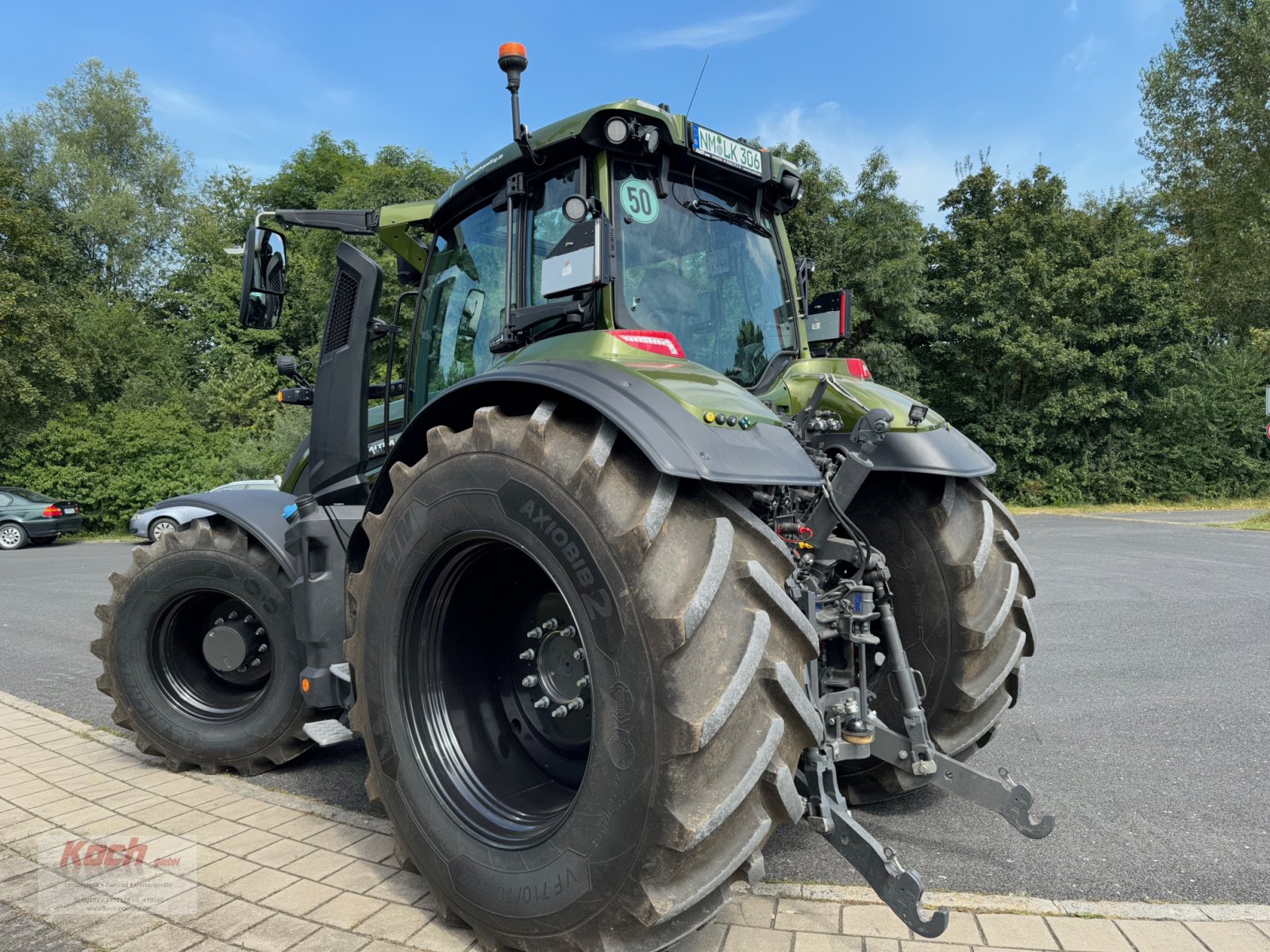 Traktor du type Valtra Q305, Gebrauchtmaschine en Neumarkt / Pölling (Photo 5)