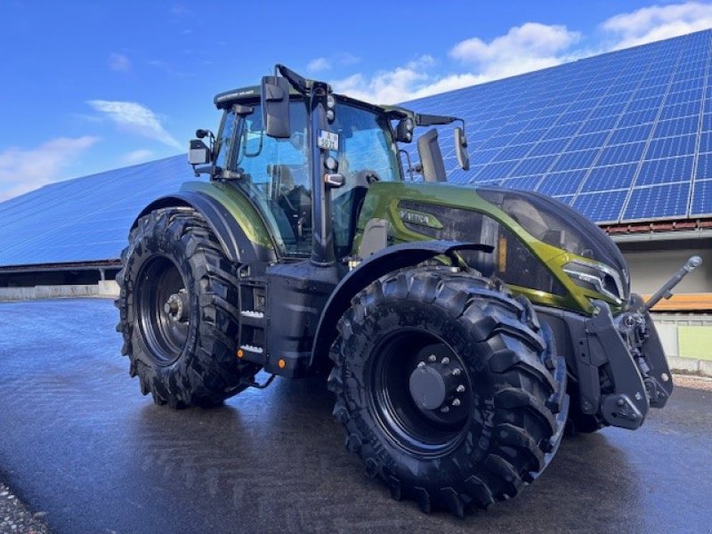 Traktor типа Valtra Q305, Gebrauchtmaschine в Heretsried (Фотография 1)