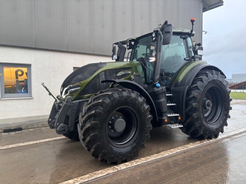 Traktor van het type Valtra Q305, Gebrauchtmaschine in Heretsried (Foto 1)