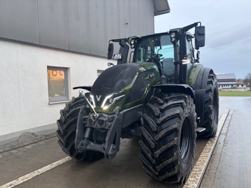 Traktor van het type Valtra Q305, Gebrauchtmaschine in Heretsried (Foto 2)