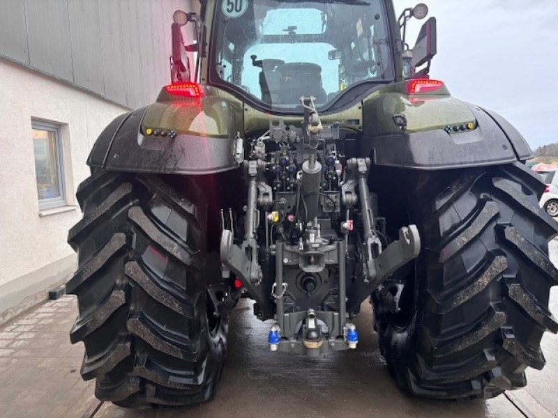 Traktor van het type Valtra Q305, Gebrauchtmaschine in Heretsried (Foto 5)