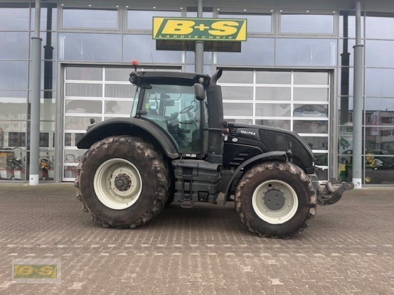 Traktor des Typs Valtra S 233, Gebrauchtmaschine in Grabow (Bild 1)