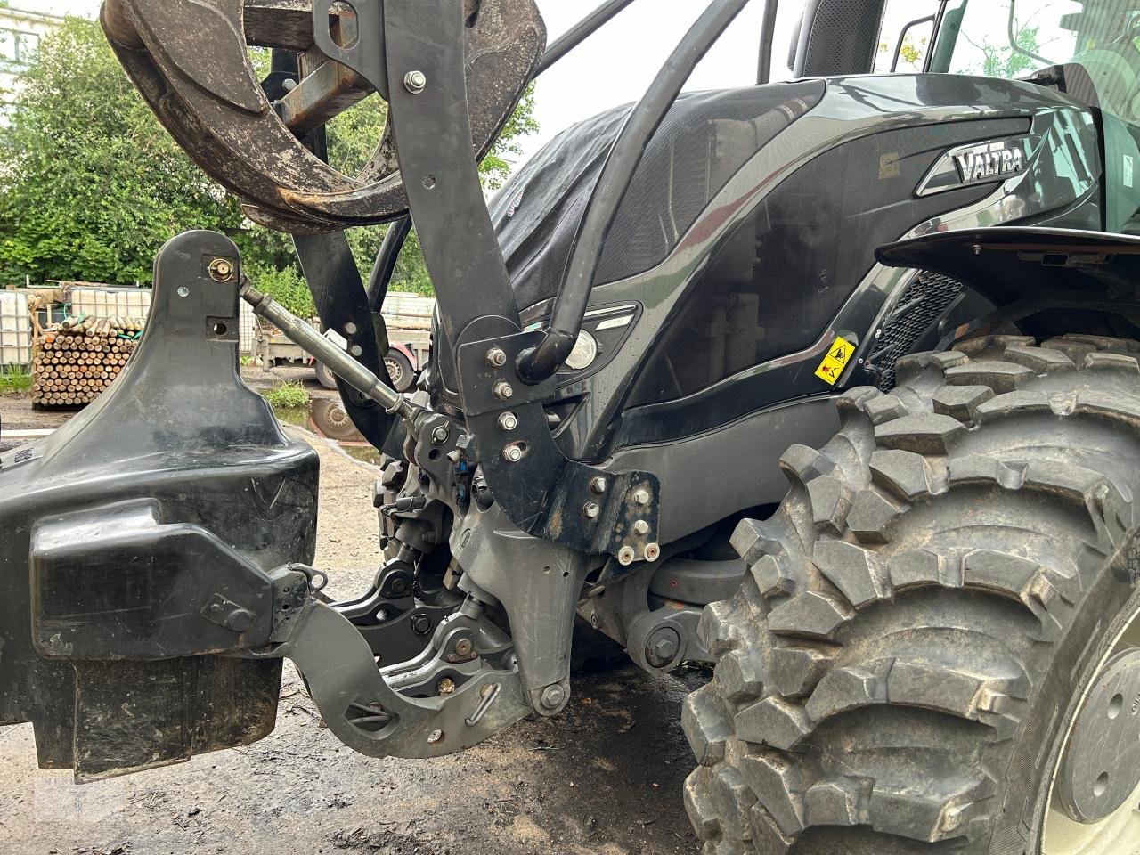 Traktor tip Valtra S 274 Forstkran Forstausstattung, Gebrauchtmaschine in Pragsdorf (Poză 7)