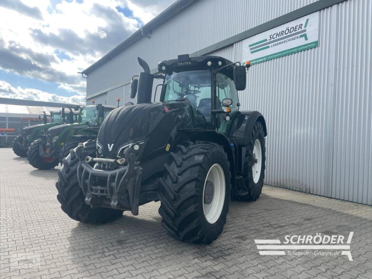 Traktor van het type Valtra S 294 D SMARTTOUCH, Gebrauchtmaschine in Wildeshausen (Foto 5)