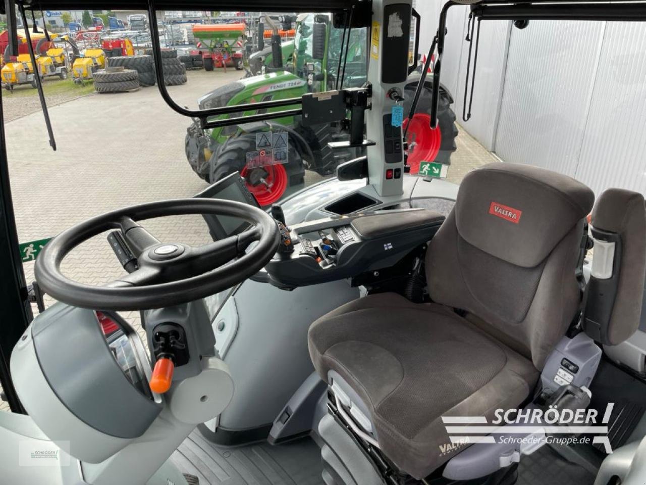 Traktor del tipo Valtra S 294 D SMARTTOUCH, Gebrauchtmaschine en Wildeshausen (Imagen 11)