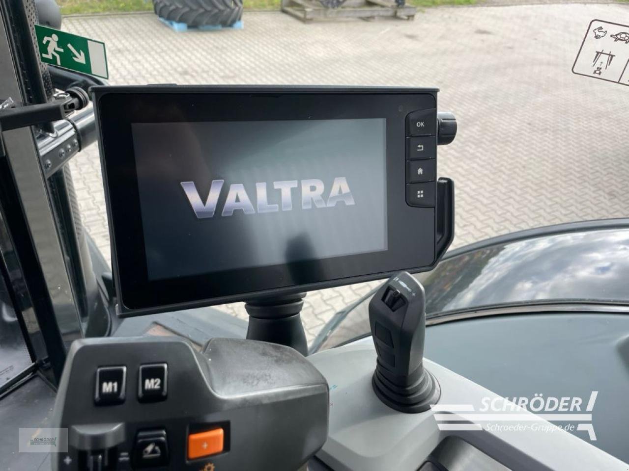 Traktor του τύπου Valtra S 294 D SMARTTOUCH, Gebrauchtmaschine σε Wildeshausen (Φωτογραφία 15)