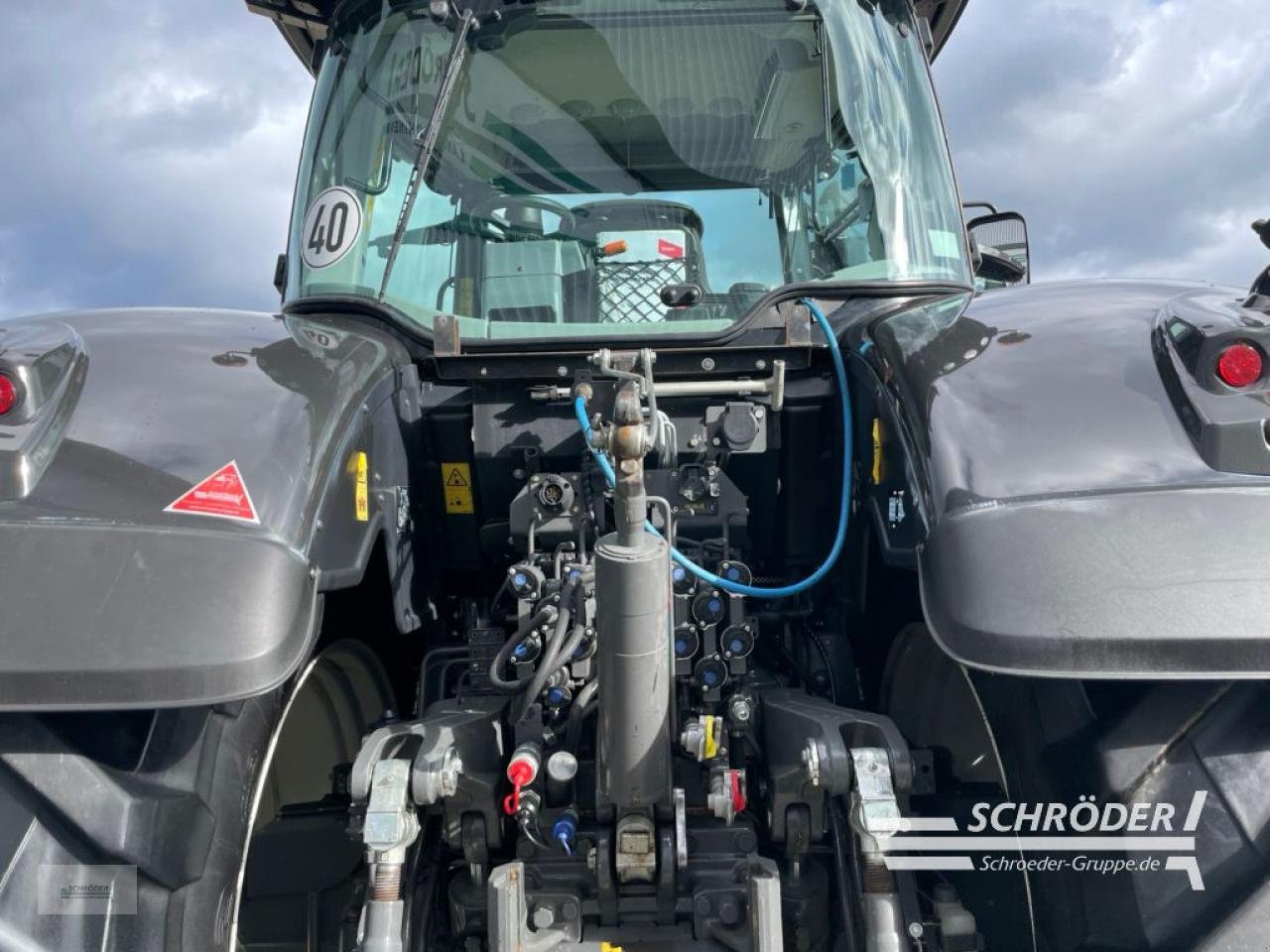 Traktor van het type Valtra S 294 D SMARTTOUCH, Gebrauchtmaschine in Wildeshausen (Foto 19)