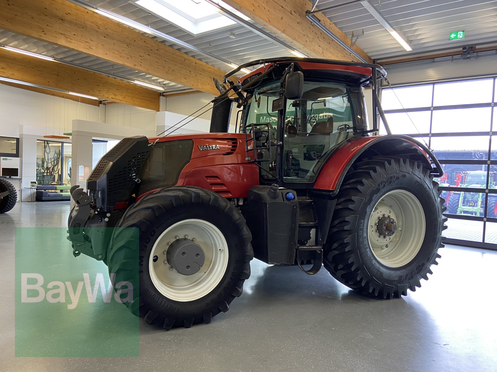 Traktor typu Valtra S 353 mit Forstumbau, Gebrauchtmaschine w Bamberg (Zdjęcie 3)