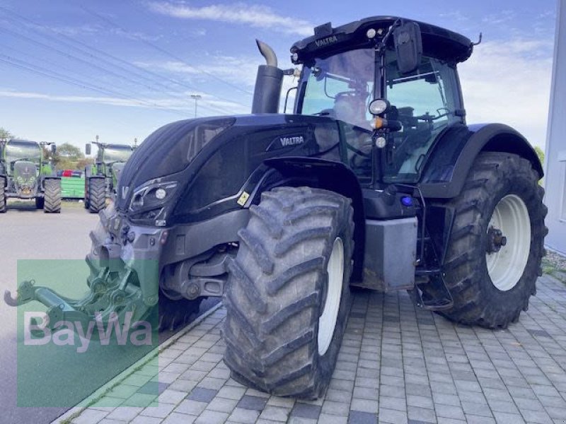 Traktor des Typs Valtra S 374, Gebrauchtmaschine in Großweitzschen  (Bild 1)