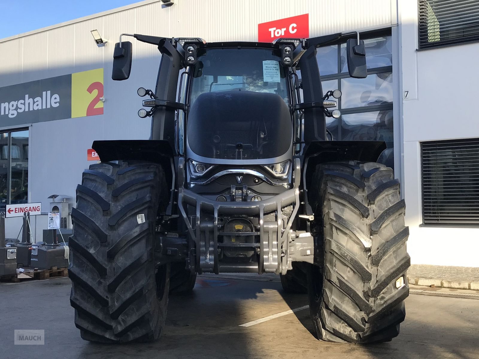 Traktor Türe ait Valtra S 416, Neumaschine içinde Burgkirchen (resim 2)