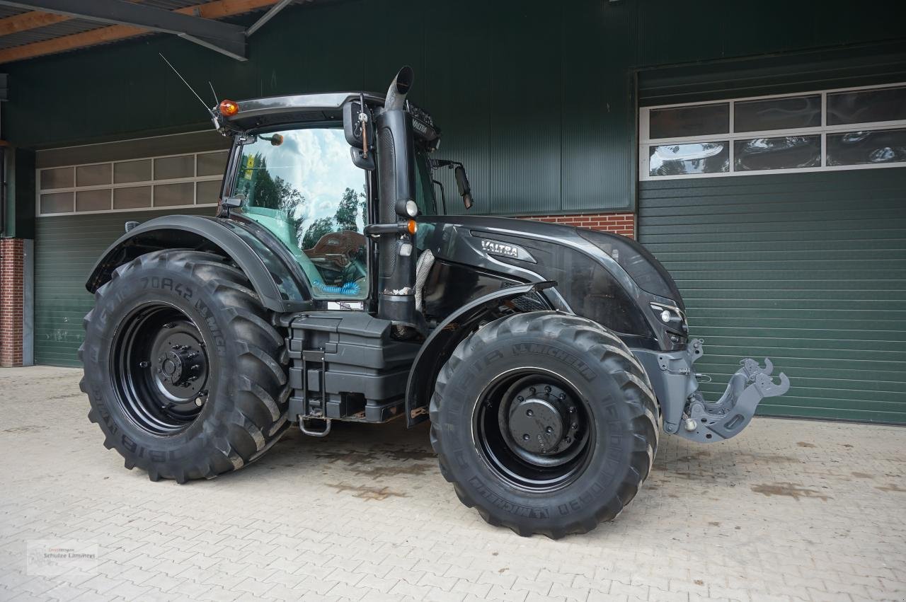 Traktor of the type Valtra S274 Direct FZW, Gebrauchtmaschine in Borken (Picture 1)