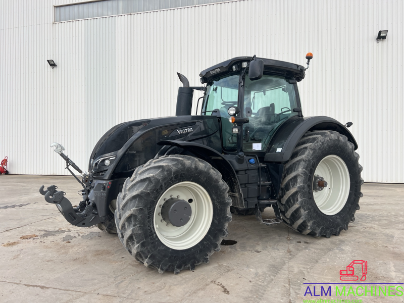 Traktor типа Valtra S294, Gebrauchtmaschine в LAARNE