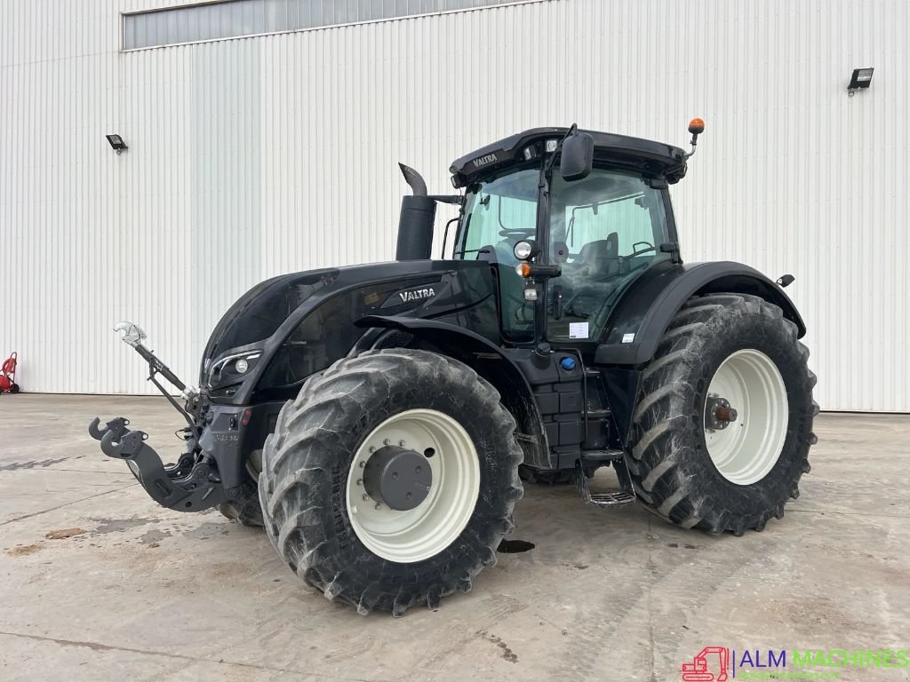 Traktor van het type Valtra S294, Gebrauchtmaschine in LAARNE (Foto 1)