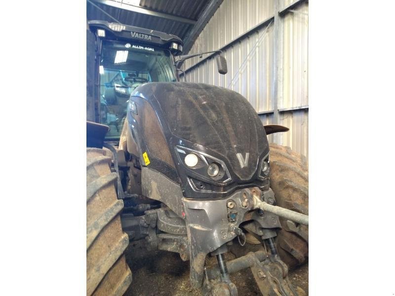 Traktor del tipo Valtra S324, Gebrauchtmaschine In ANTIGNY (Immagine 7)