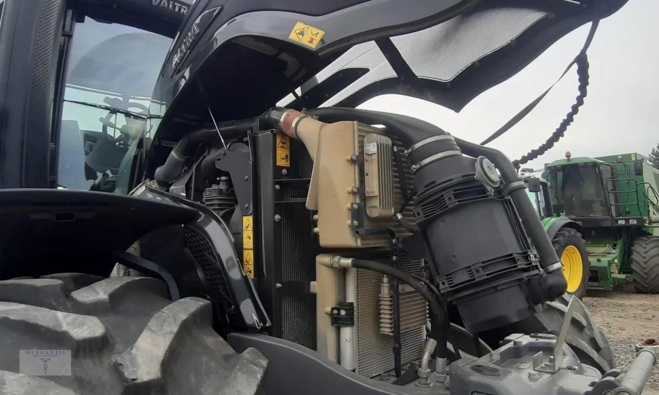 Traktor van het type Valtra S324, Gebrauchtmaschine in Pragsdorf (Foto 15)