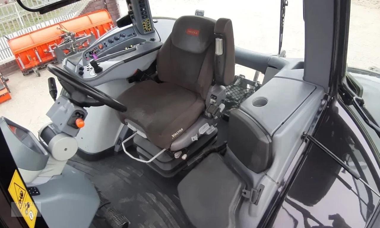 Traktor za tip Valtra S324, Gebrauchtmaschine u Pragsdorf (Slika 17)