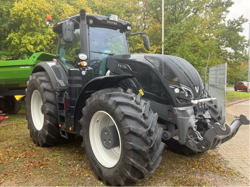 Traktor van het type Valtra S354 SmartTouch MR19, Gebrauchtmaschine in Eutin (Foto 2)