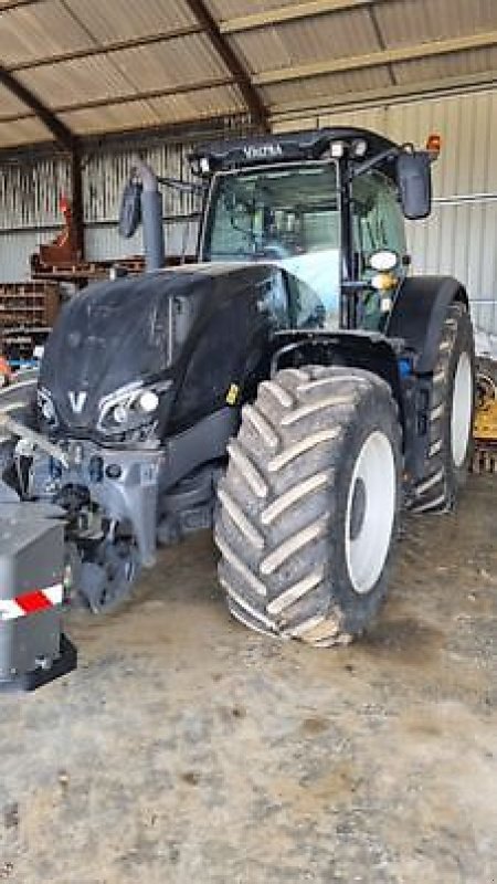 Traktor del tipo Valtra S354, Gebrauchtmaschine en Monferran-Savès (Imagen 1)