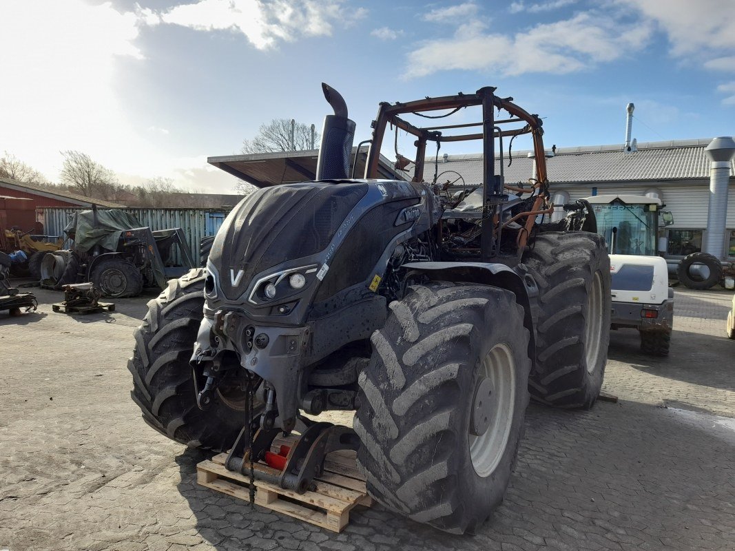 Traktor van het type Valtra S374, Gebrauchtmaschine in Viborg (Foto 4)