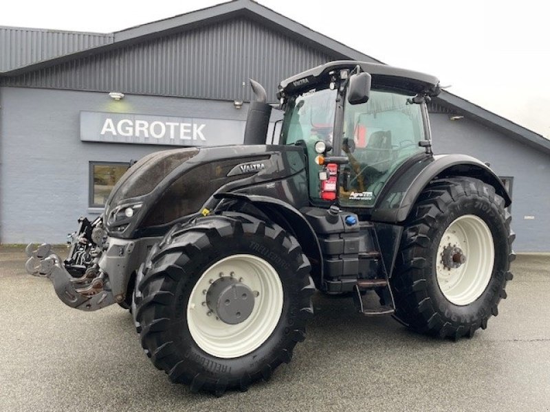 Traktor des Typs Valtra S374, Gebrauchtmaschine in Hobro