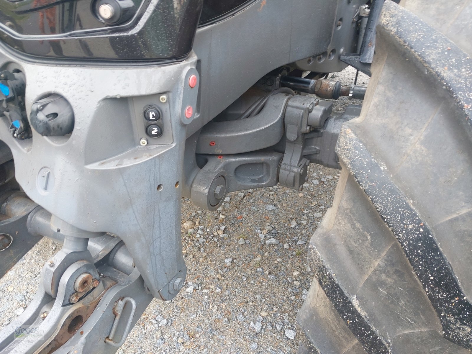 Traktor del tipo Valtra S374, Gebrauchtmaschine en Drachselsried (Imagen 10)