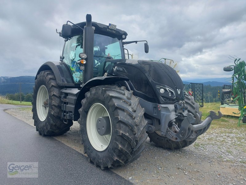 Traktor типа Valtra S374, Gebrauchtmaschine в Drachselsried