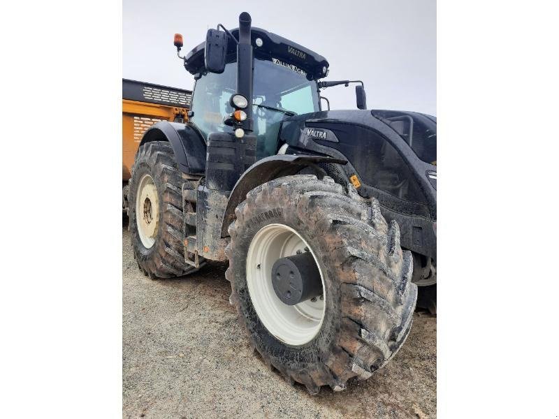 Traktor du type Valtra S374, Gebrauchtmaschine en COULONGES SUR L'AUTI (Photo 1)