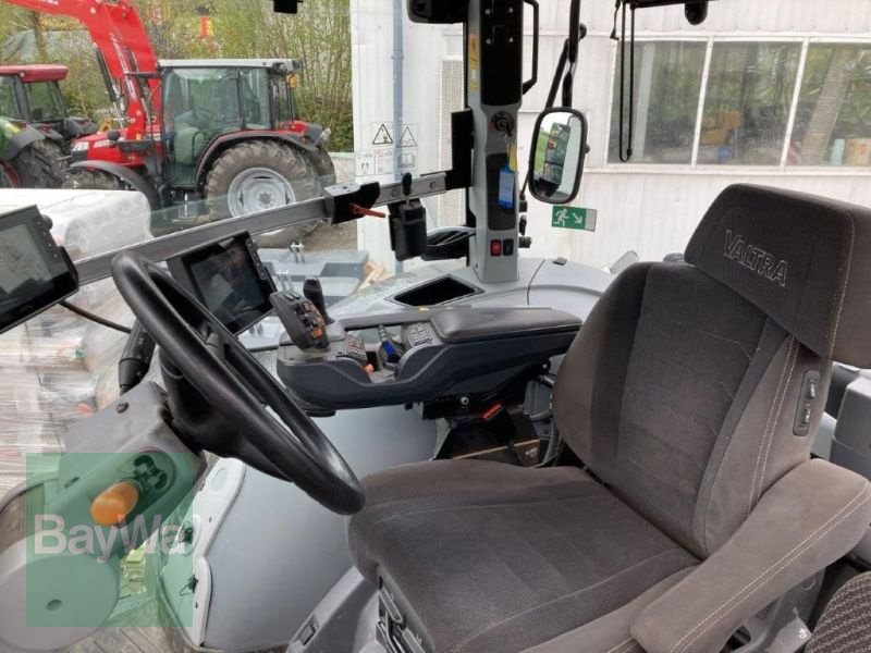 Traktor des Typs Valtra S394 SMART TOUCH, Gebrauchtmaschine in Rinchnach (Bild 10)