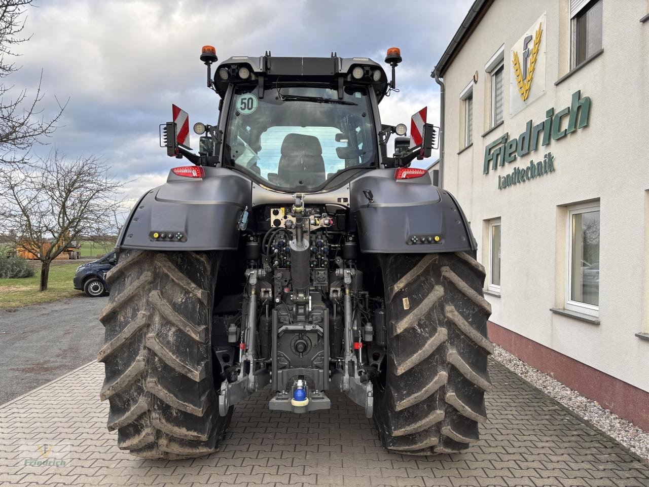 Traktor Türe ait Valtra S416 2A3, Neumaschine içinde Bad Lausick (resim 3)