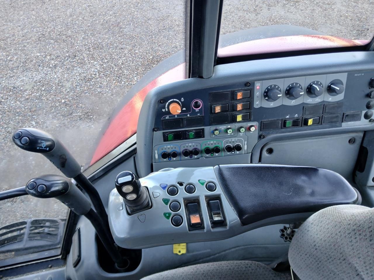 Traktor del tipo Valtra Sonstiges, Gebrauchtmaschine en Give (Imagen 7)