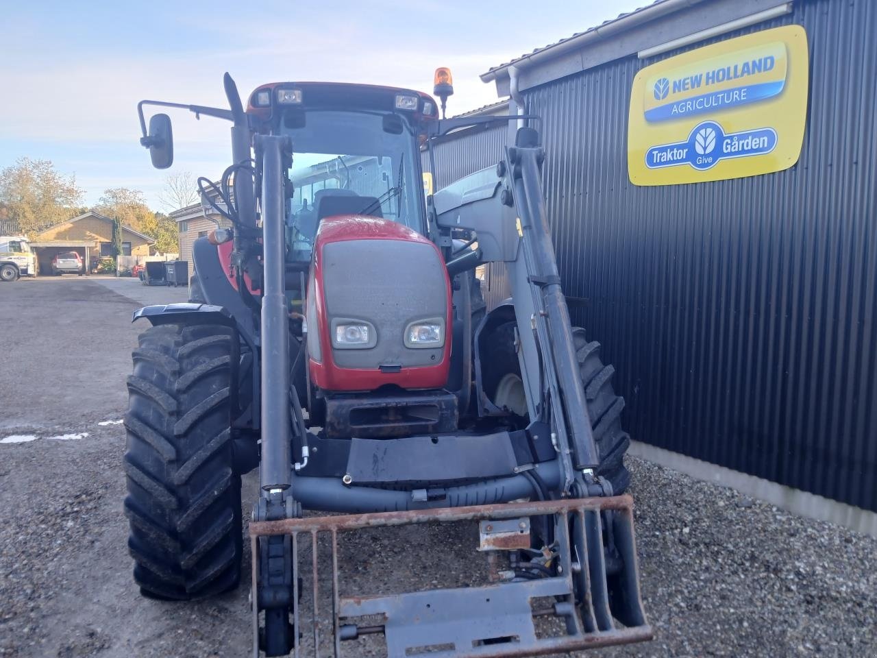 Traktor tip Valtra Sonstiges, Gebrauchtmaschine in Give (Poză 2)