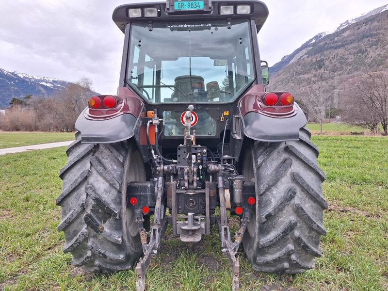 Traktor of the type Valtra T 120 C Traktor, Gebrauchtmaschine in Chur (Picture 7)