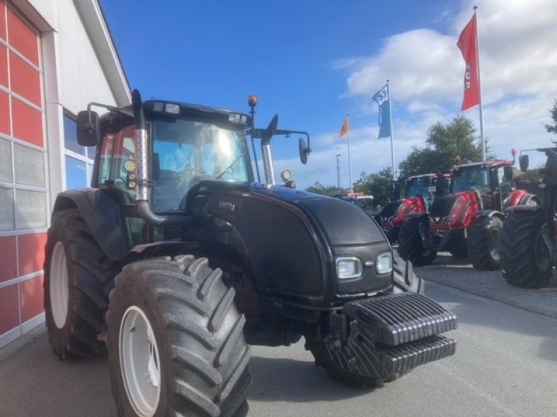 Traktor Türe ait Valtra T 140 Valtra Eco Power stærk og støjsvag, Gebrauchtmaschine içinde Hobro (resim 2)