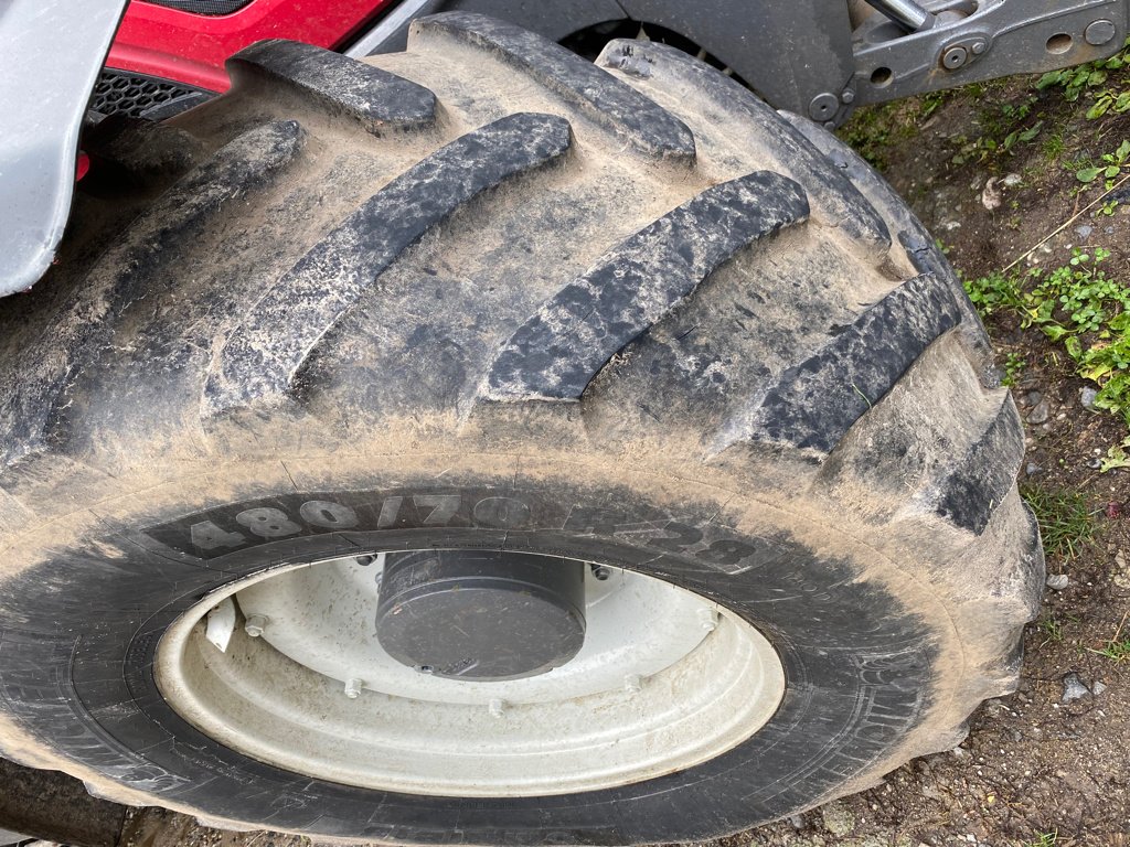 Traktor of the type Valtra T 144 ACTIVE, Gebrauchtmaschine in MAURIAC (Picture 8)