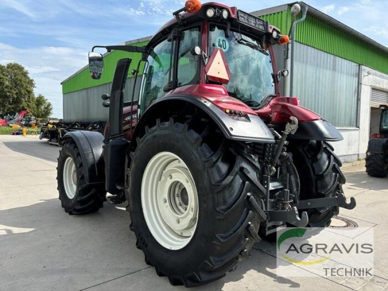 Traktor of the type Valtra T 144 V SMARTTOUCH MR19 VERSU, Gebrauchtmaschine in Seelow (Picture 3)