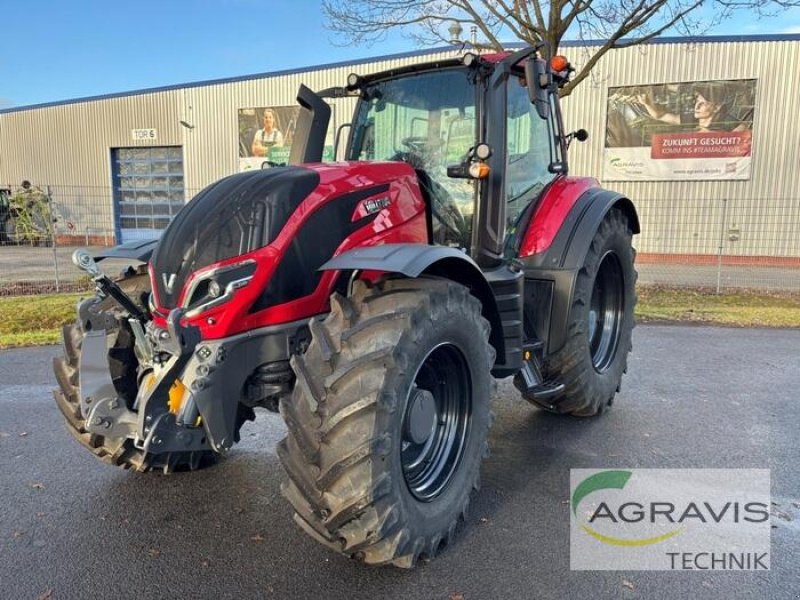 Traktor del tipo Valtra T 145 V VERSU, Gebrauchtmaschine In Meppen (Immagine 1)