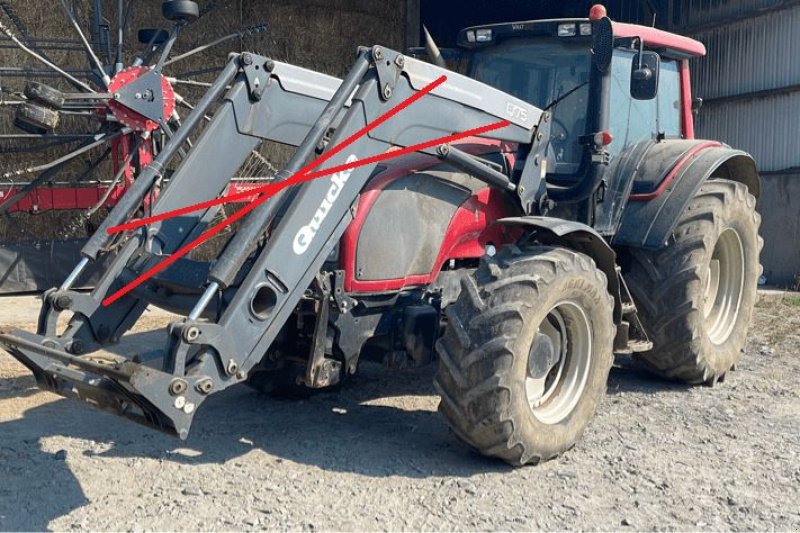 Traktor van het type Valtra T 151, Gebrauchtmaschine in DOMFRONT (Foto 1)