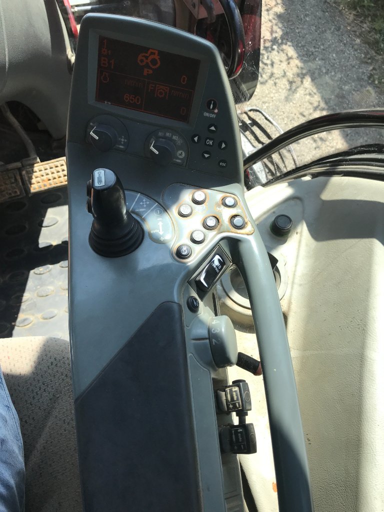 Traktor van het type Valtra T 152 versu, Gebrauchtmaschine in MORLHON LE HAUT (Foto 11)