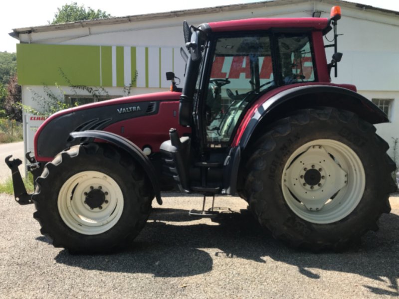 Traktor tip Valtra T 152 versu, Gebrauchtmaschine in MORLHON LE HAUT (Poză 1)