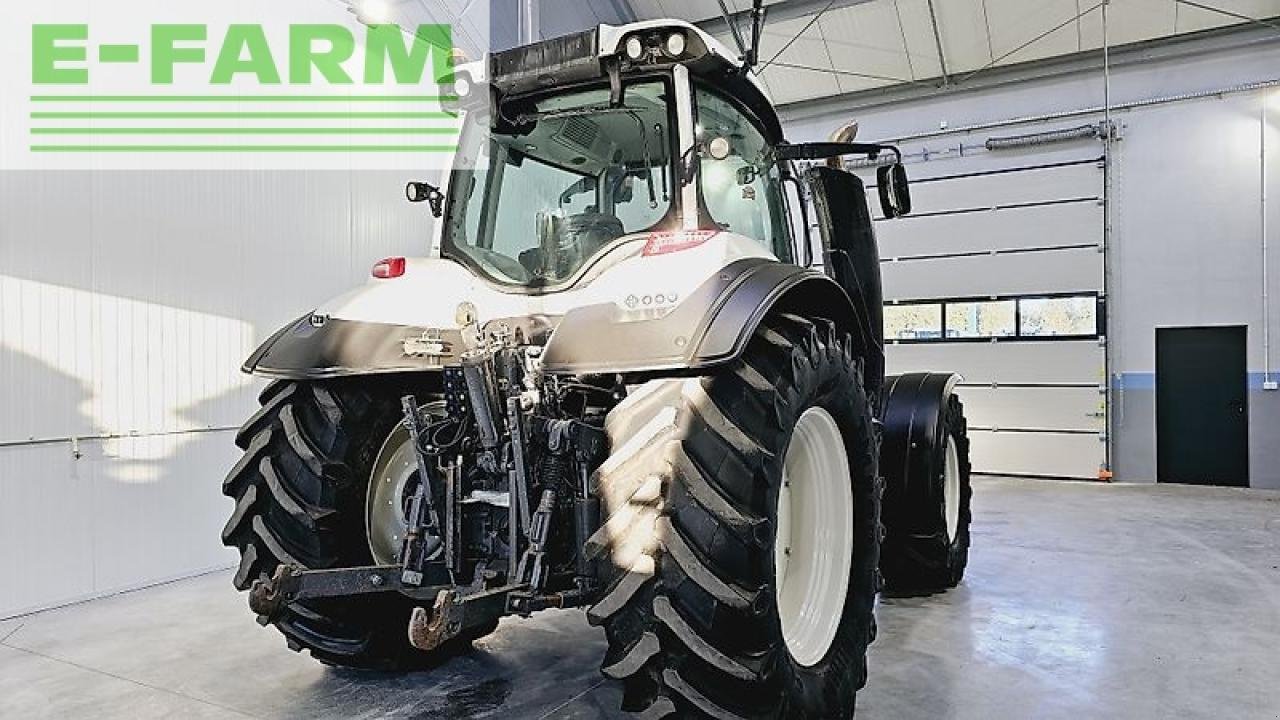 Traktor des Typs Valtra t 154 active, Gebrauchtmaschine in MORDY (Bild 2)