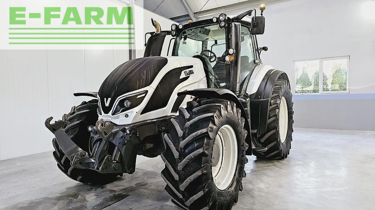 Traktor des Typs Valtra t 154 active, Gebrauchtmaschine in MORDY (Bild 5)