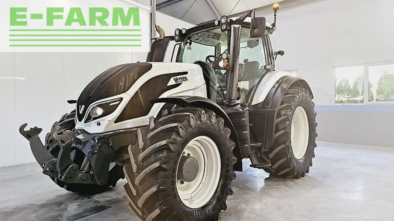 Traktor типа Valtra t 154 active, Gebrauchtmaschine в MORDY (Фотография 18)