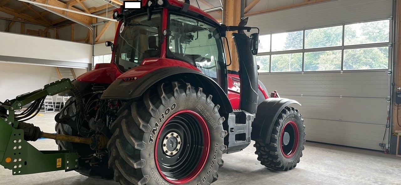 Traktor от тип Valtra T 174 Versu, Gebrauchtmaschine в Pfullendorf (Снимка 7)