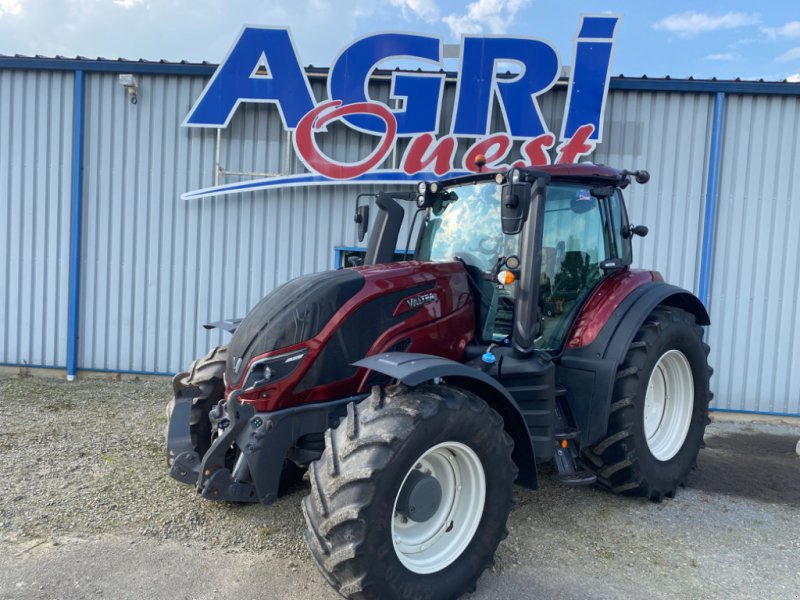 Traktor del tipo Valtra T 174e A, Gebrauchtmaschine en Combourg (Imagen 1)