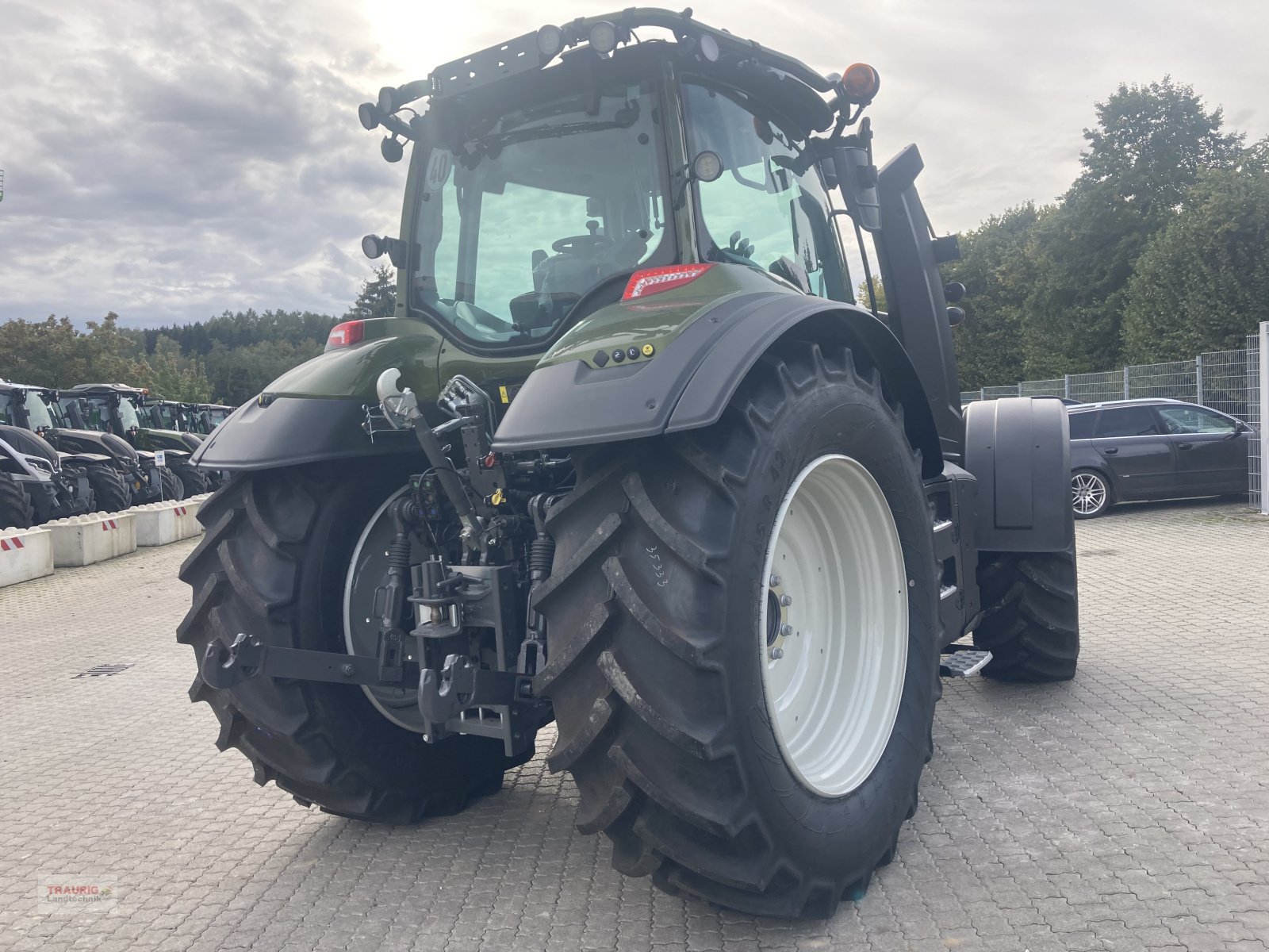 Traktor a típus Valtra T 175 A Forst mit Rüfa, Neumaschine ekkor: Mainburg/Wambach (Kép 17)