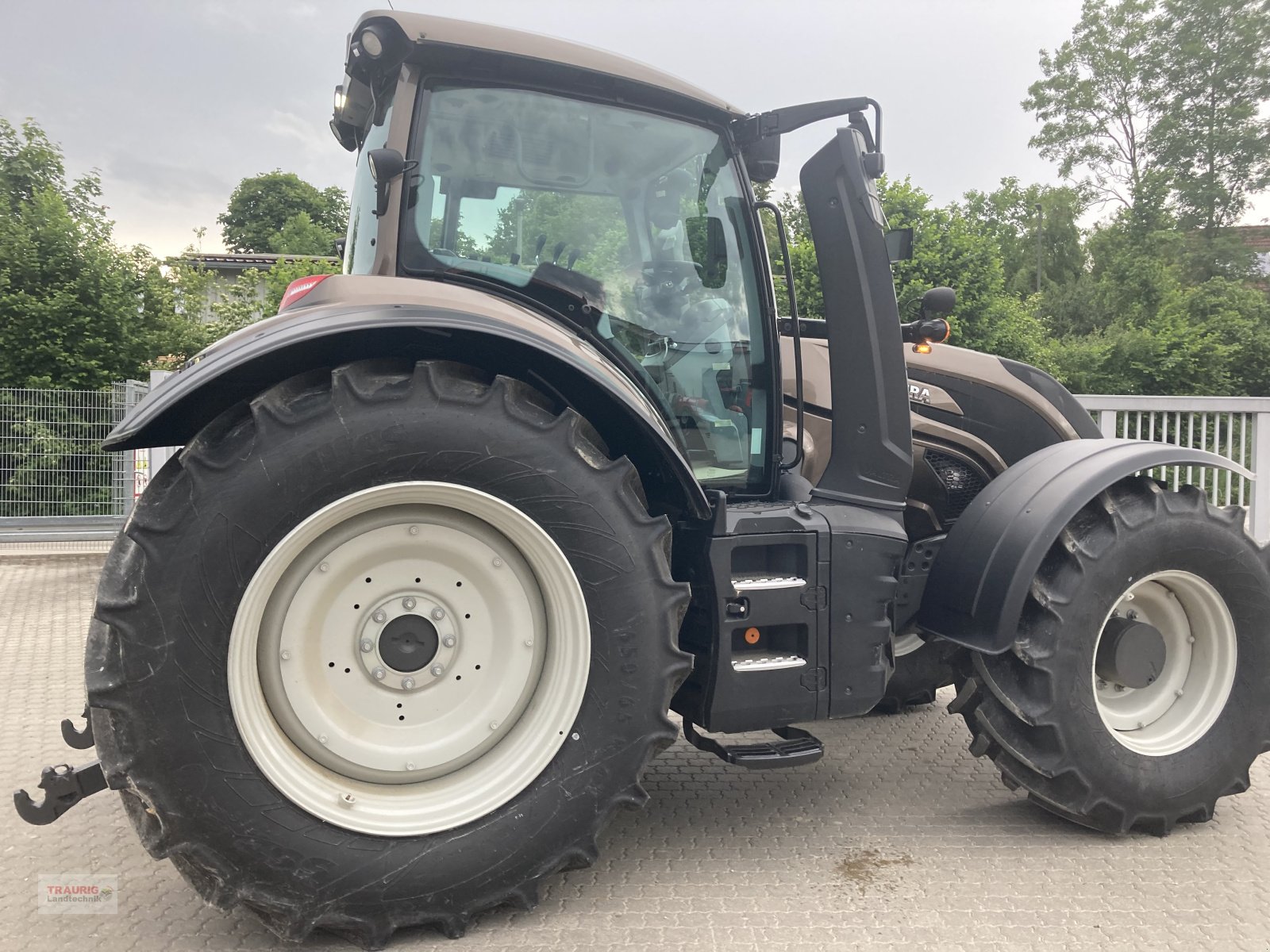 Traktor del tipo Valtra T 175 A, Neumaschine en Mainburg/Wambach (Imagen 12)