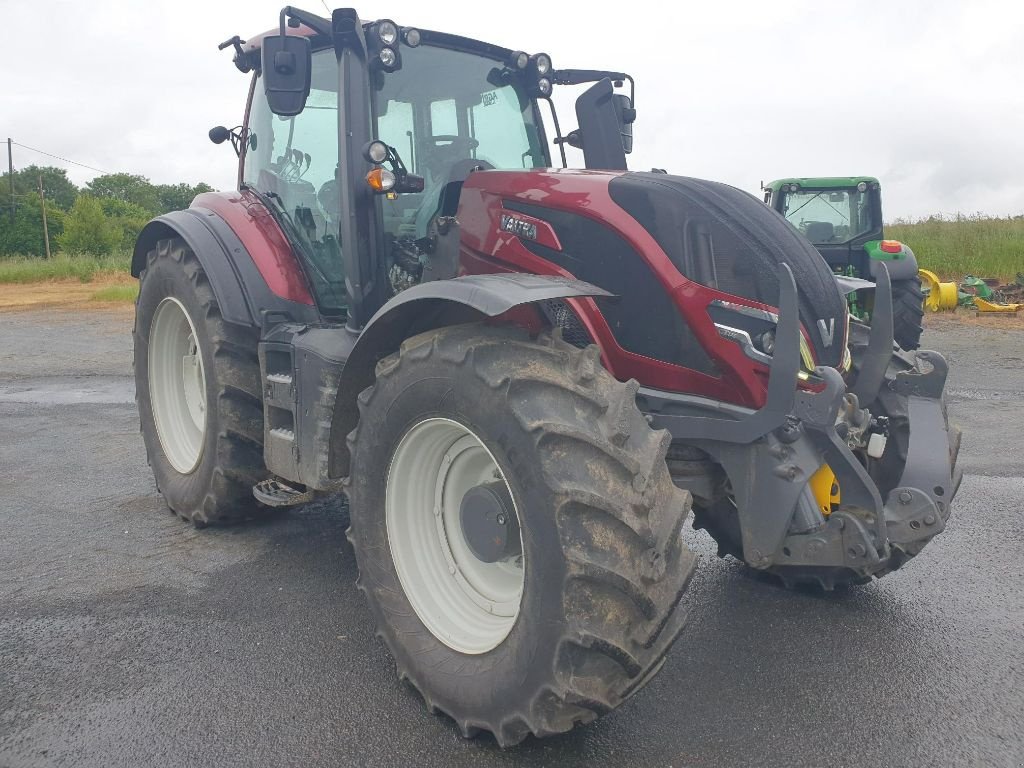 Traktor tip Valtra T 175 ACTIVE, Gebrauchtmaschine in DOMFRONT (Poză 1)