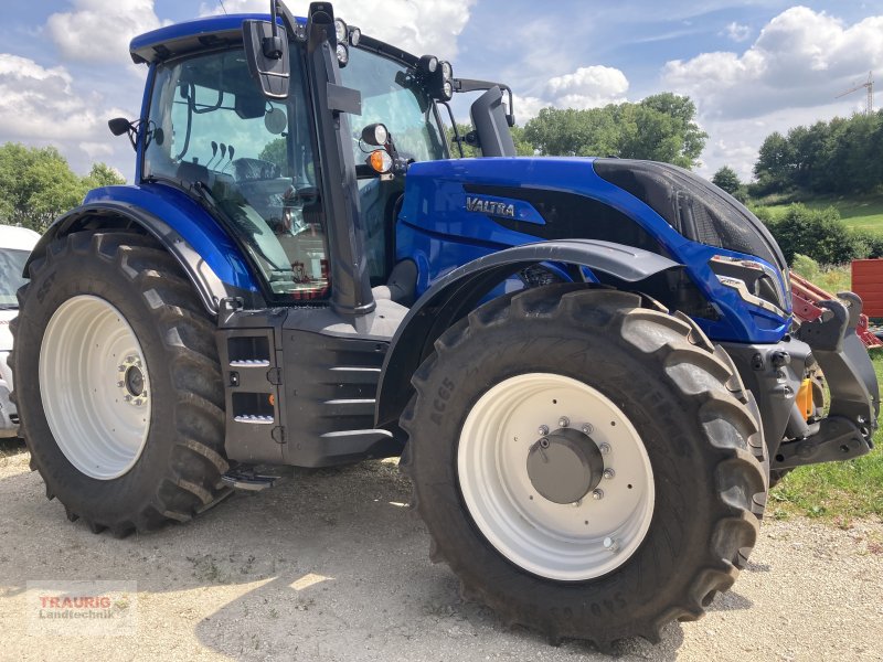 Traktor del tipo Valtra T 175 Aktiv, Neumaschine en Mainburg/Wambach