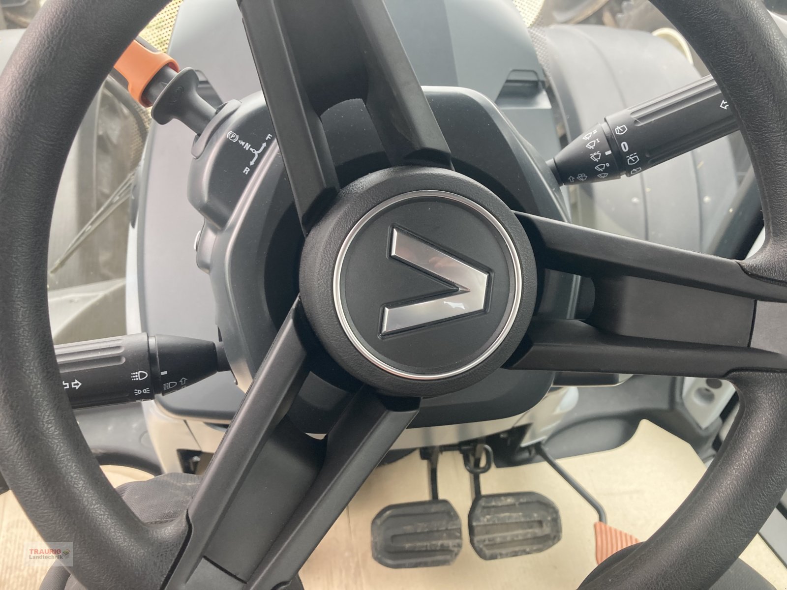 Traktor tip Valtra T 175 Aktiv, Neumaschine in Mainburg/Wambach (Poză 13)