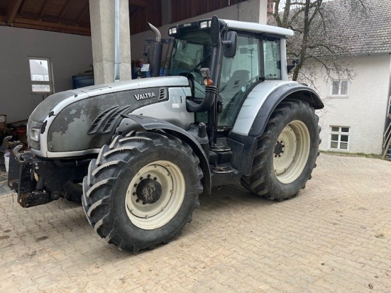 Traktor typu Valtra t 182, Gebrauchtmaschine w Landau (Zdjęcie 1)